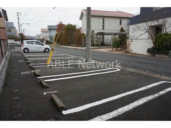 シャルマンヒロ弐番館の物件外観写真